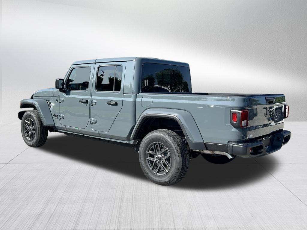 new 2025 Jeep Gladiator car, priced at $41,283