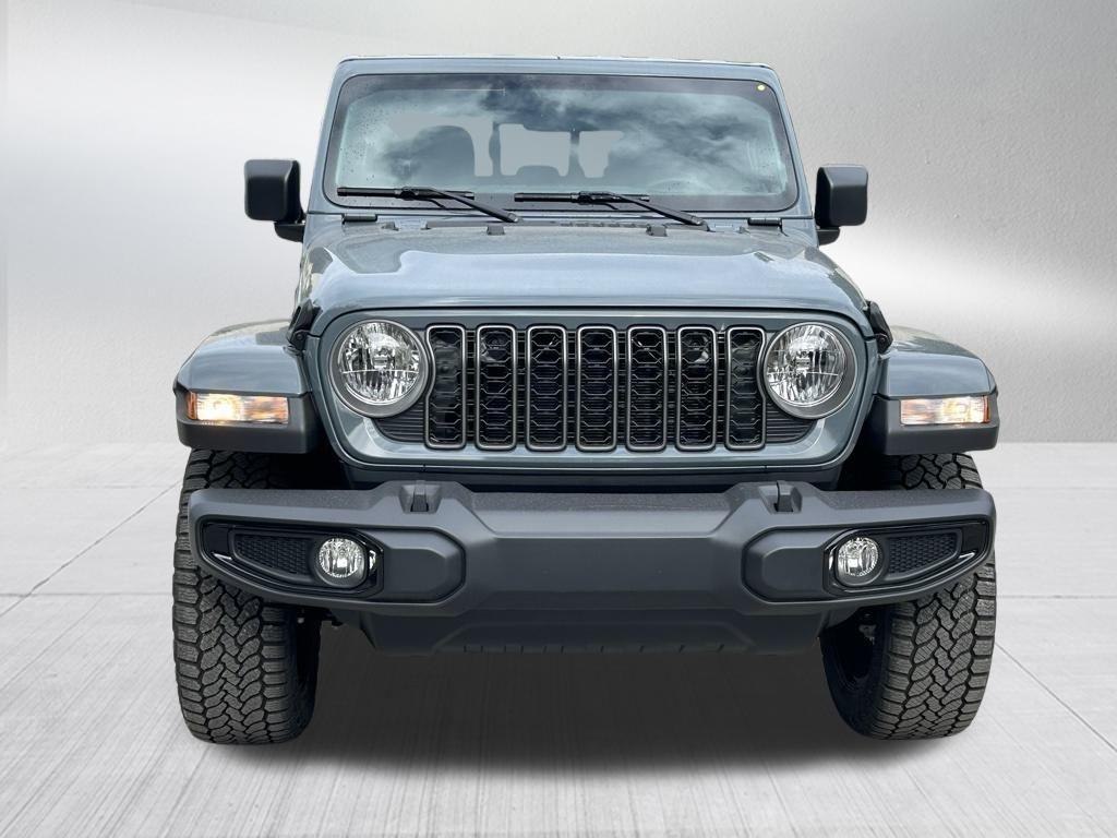 new 2025 Jeep Gladiator car, priced at $44,730