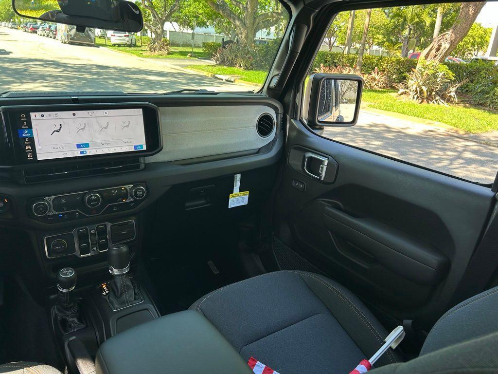 new 2025 Jeep Wrangler 4xe car, priced at $48,758