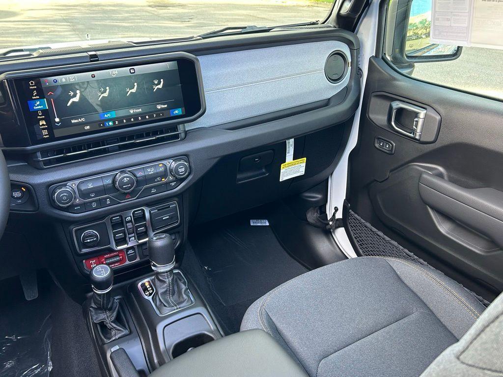 new 2026 Jeep Wrangler car