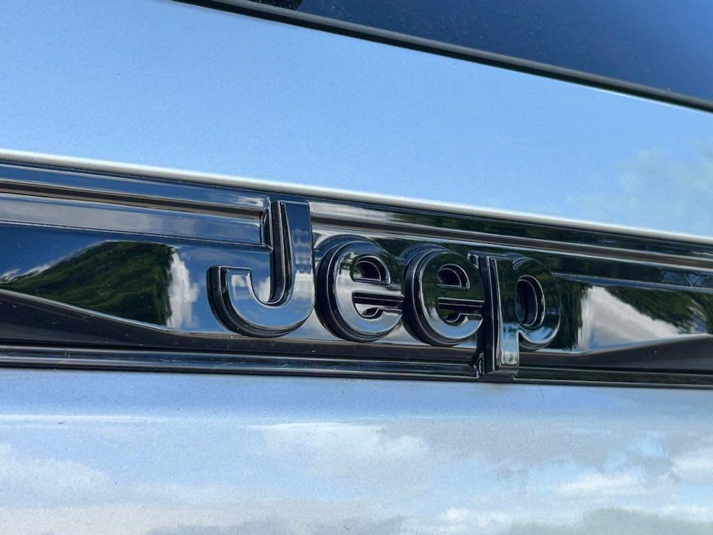 new 2025 Jeep Grand Cherokee car, priced at $41,821