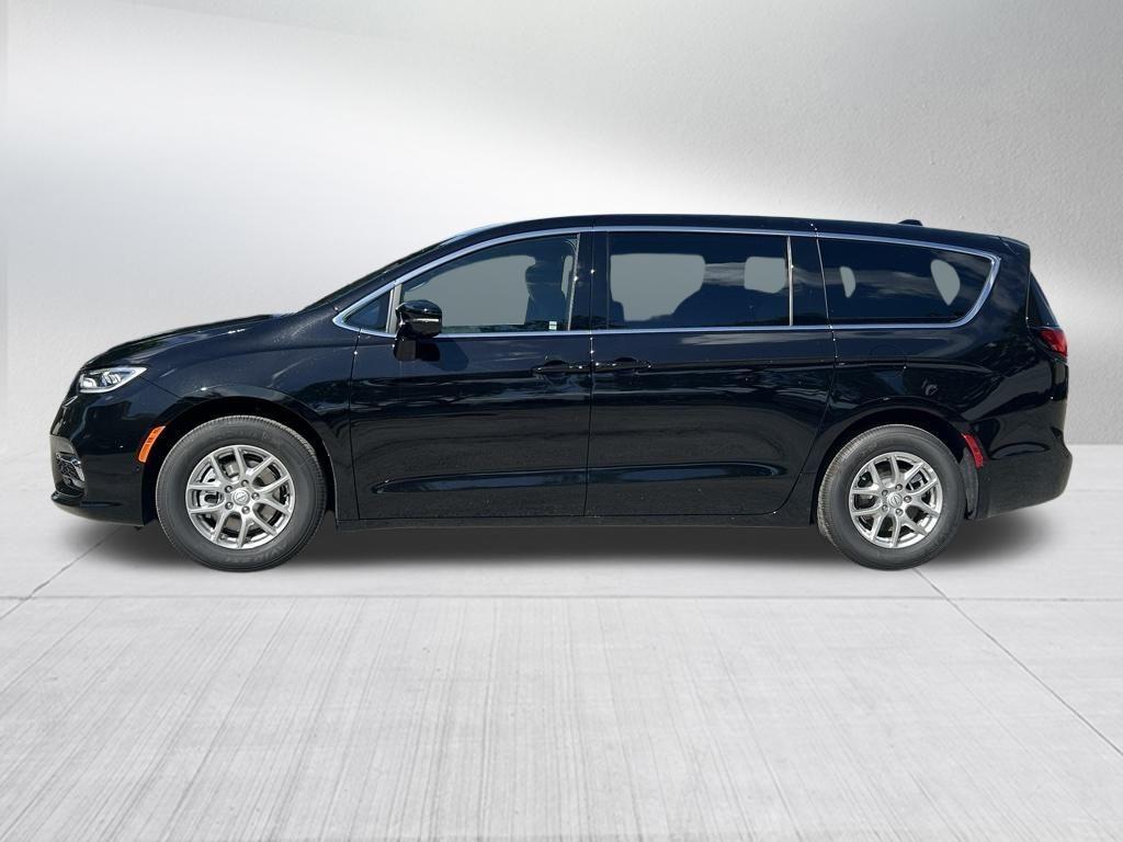 new 2026 Chrysler Pacifica car