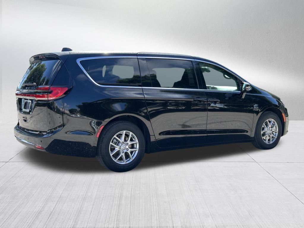new 2026 Chrysler Pacifica car