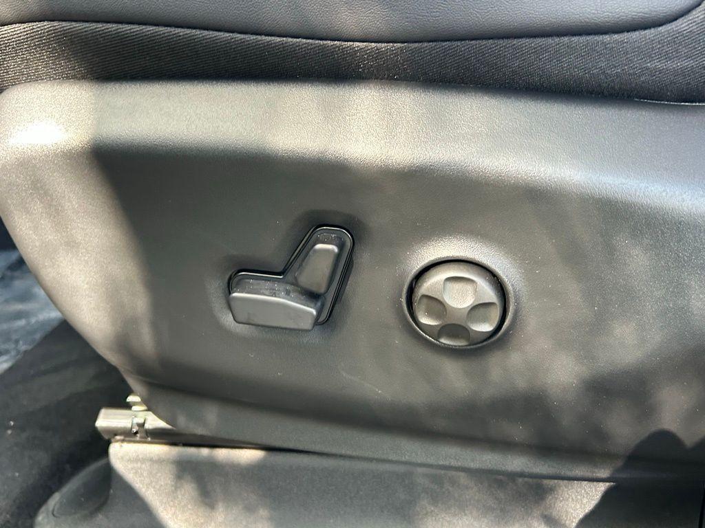 new 2026 Chrysler Pacifica car