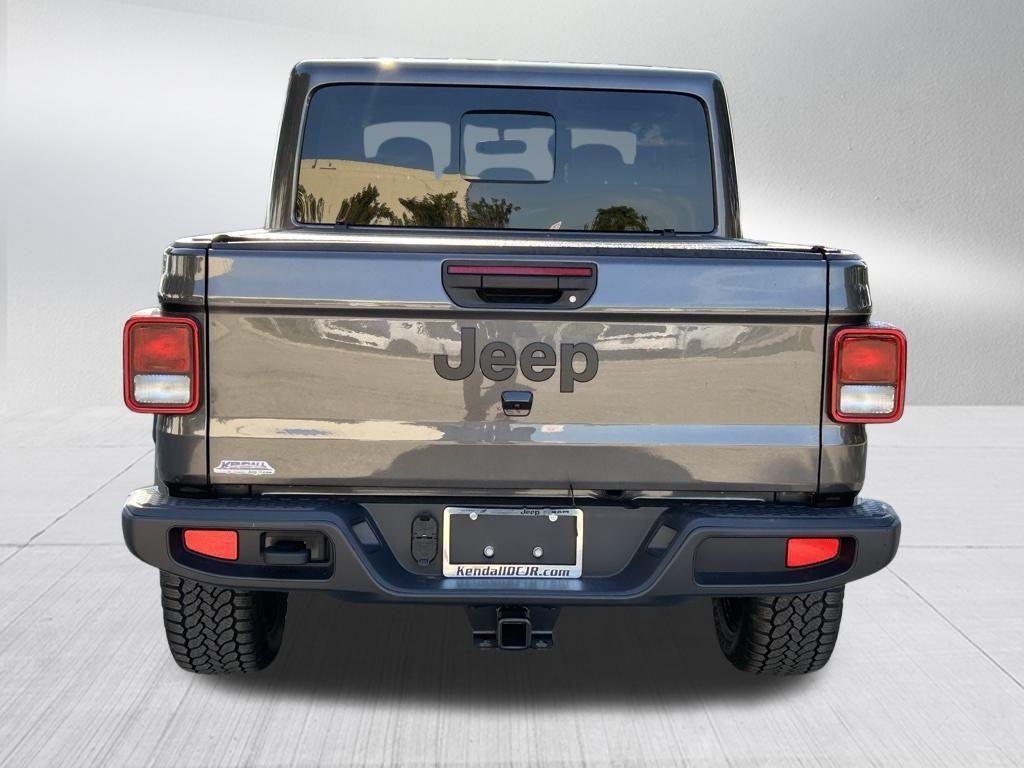 new 2025 Jeep Gladiator car, priced at $44,730