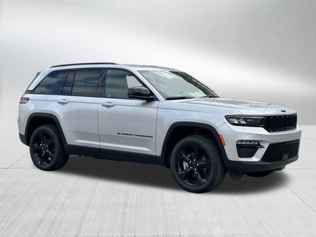 new 2025 Jeep Grand Cherokee car, priced at $39,983