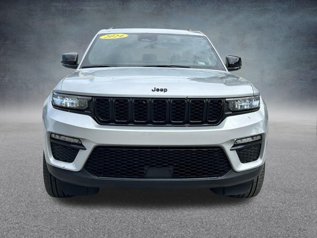 used 2024 Jeep Grand Cherokee car, priced at $34,896