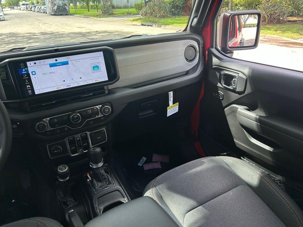 new 2025 Jeep Wrangler car, priced at $40,631