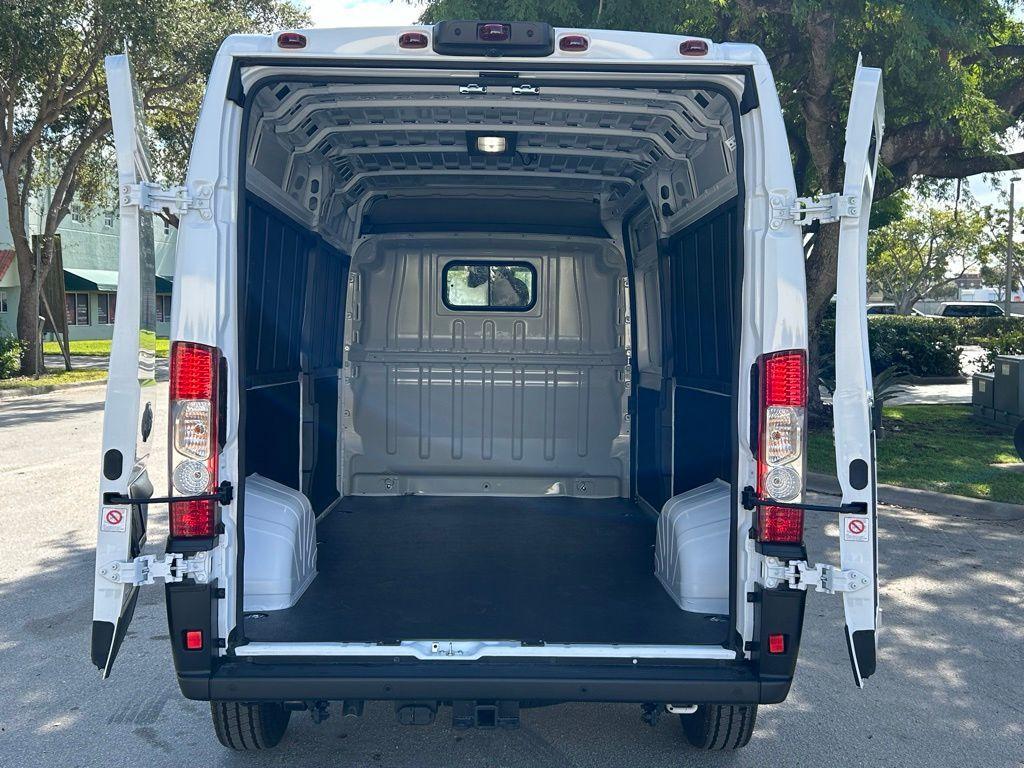 new 2025 Ram ProMaster 2500 car, priced at $55,440