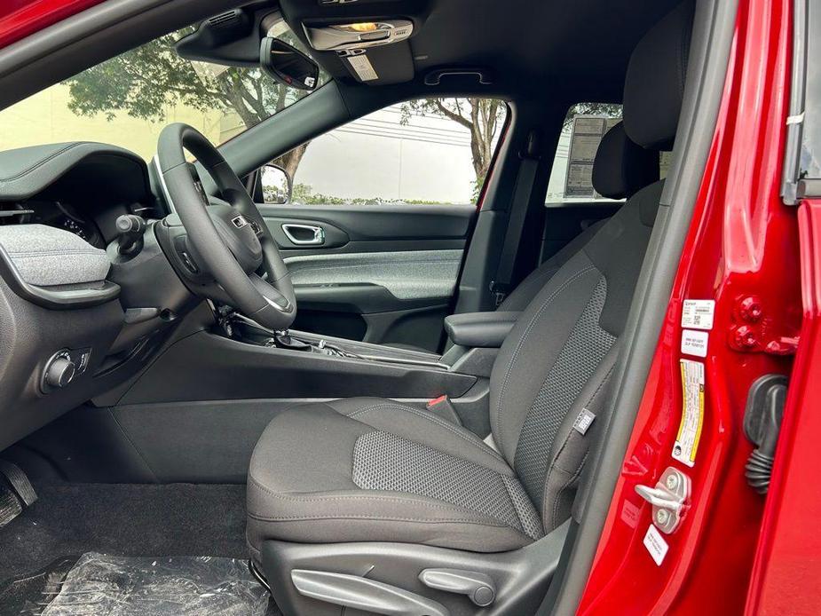 new 2025 Jeep Compass car, priced at $26,124