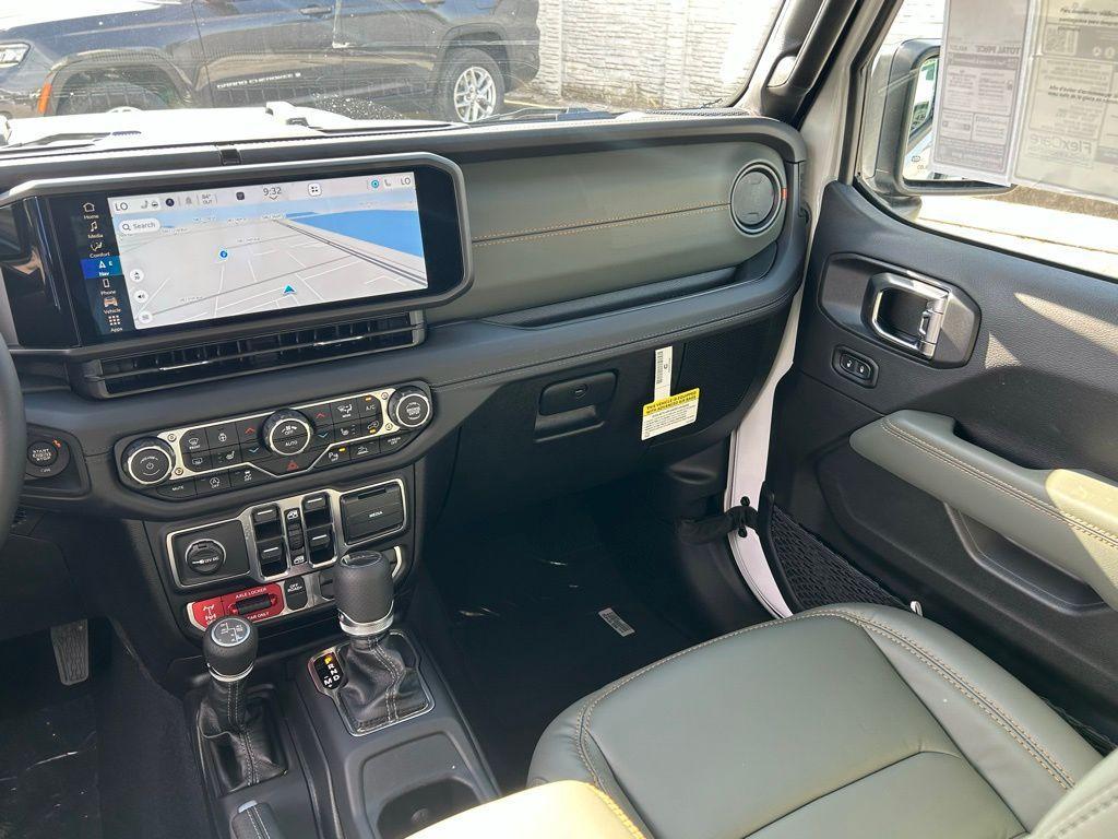 new 2025 Jeep Gladiator car, priced at $53,214