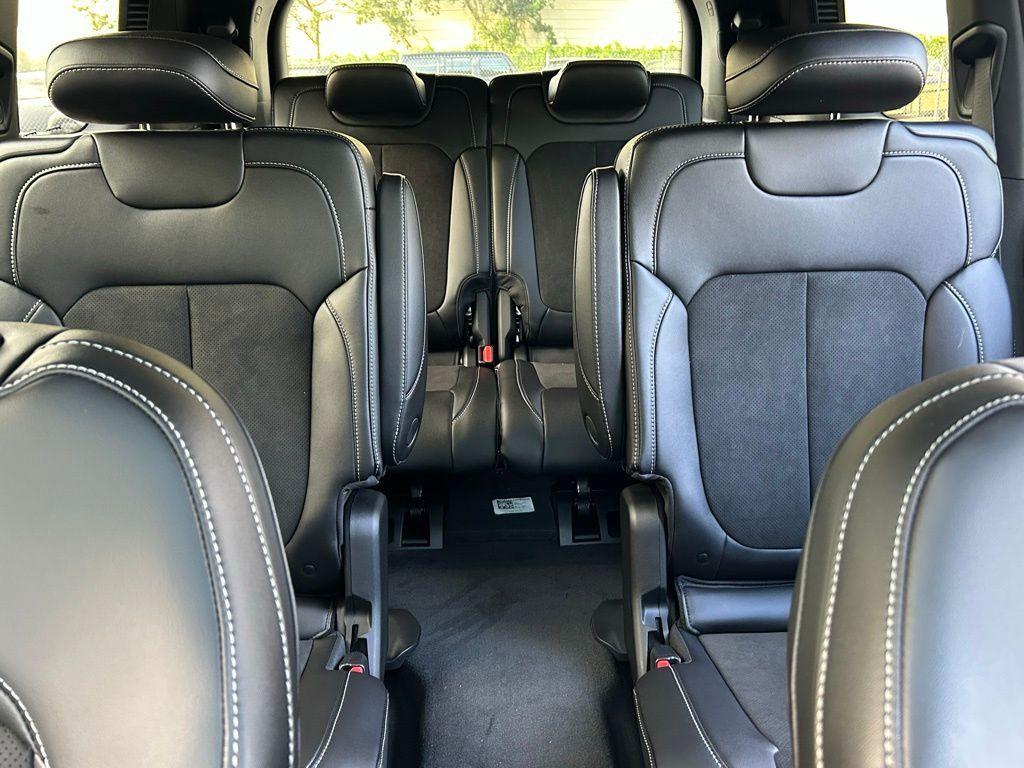 new 2025 Jeep Grand Cherokee L car, priced at $41,021