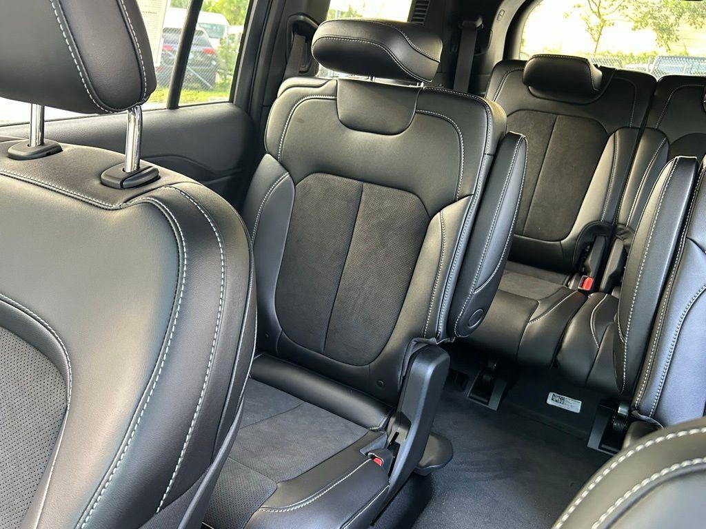 new 2025 Jeep Grand Cherokee L car, priced at $41,021