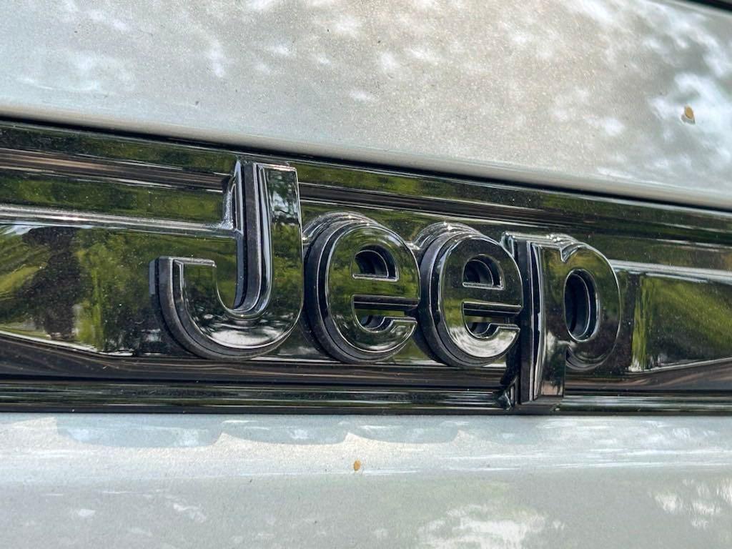 new 2024 Jeep Grand Cherokee car, priced at $37,736