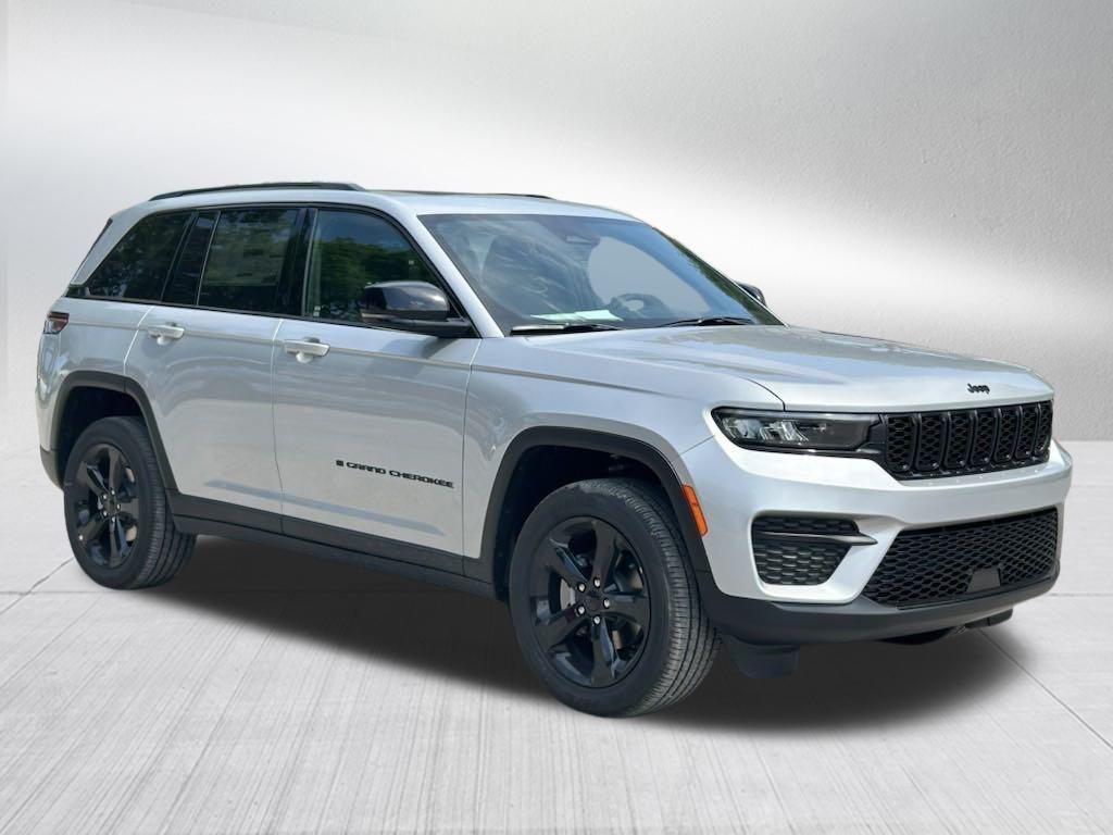 new 2024 Jeep Grand Cherokee car, priced at $37,736