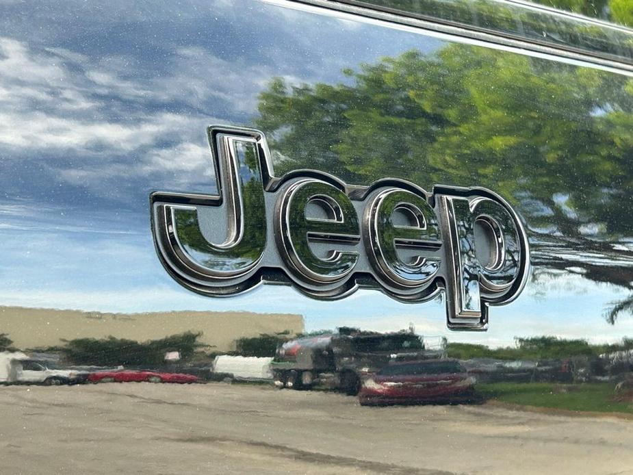 new 2024 Jeep Grand Cherokee L car, priced at $45,378