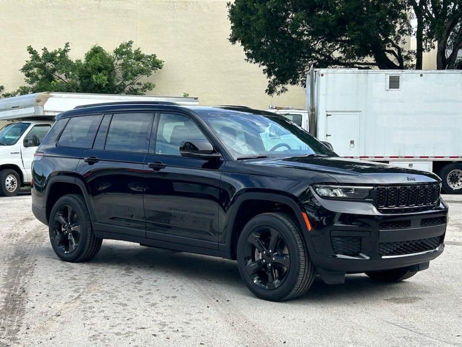 new 2024 Jeep Grand Cherokee L car, priced at $45,378