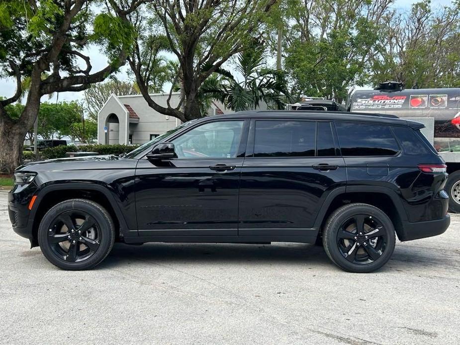 new 2024 Jeep Grand Cherokee L car, priced at $45,378