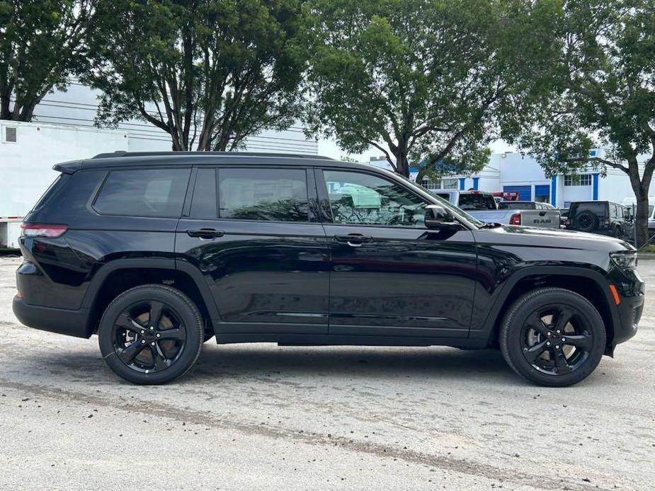 new 2024 Jeep Grand Cherokee L car, priced at $45,378