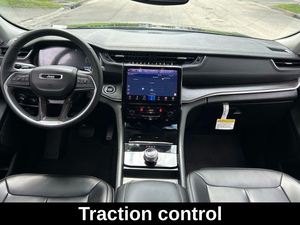 used 2024 Jeep Grand Cherokee car, priced at $35,996