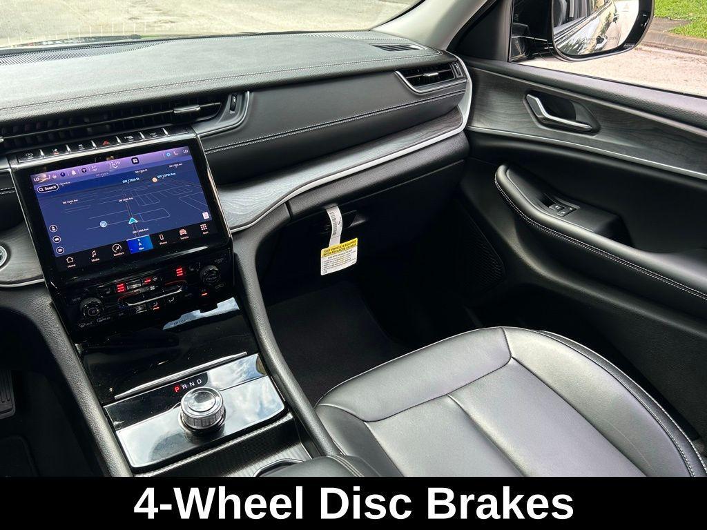 used 2024 Jeep Grand Cherokee car, priced at $35,996