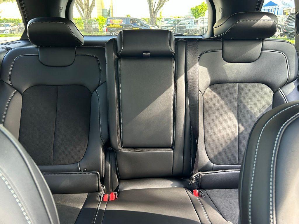 new 2025 Jeep Grand Cherokee car, priced at $39,951