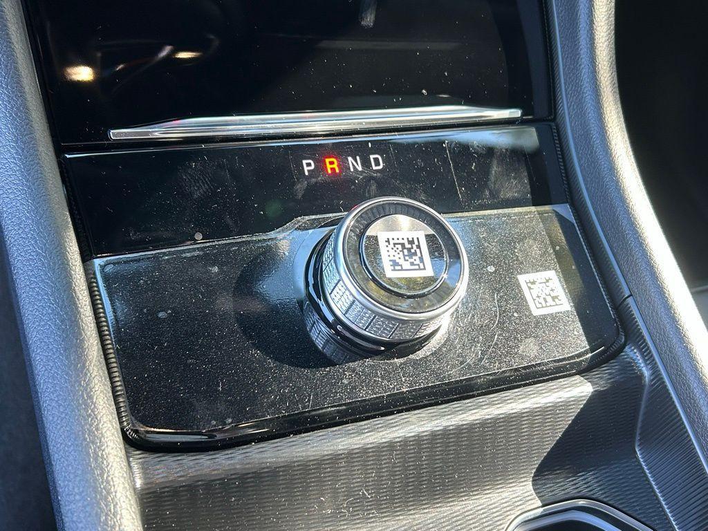 new 2025 Jeep Grand Cherokee car, priced at $39,983