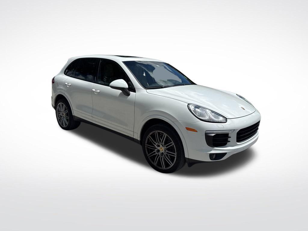 used 2018 Porsche Cayenne car