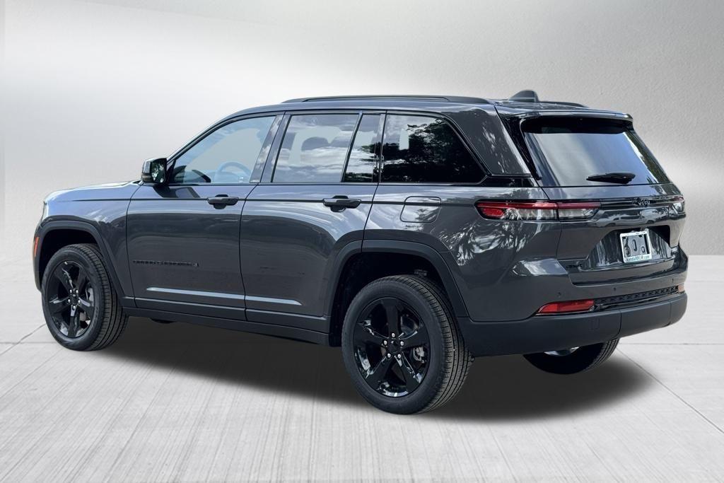 new 2025 Jeep Grand Cherokee car, priced at $43,518