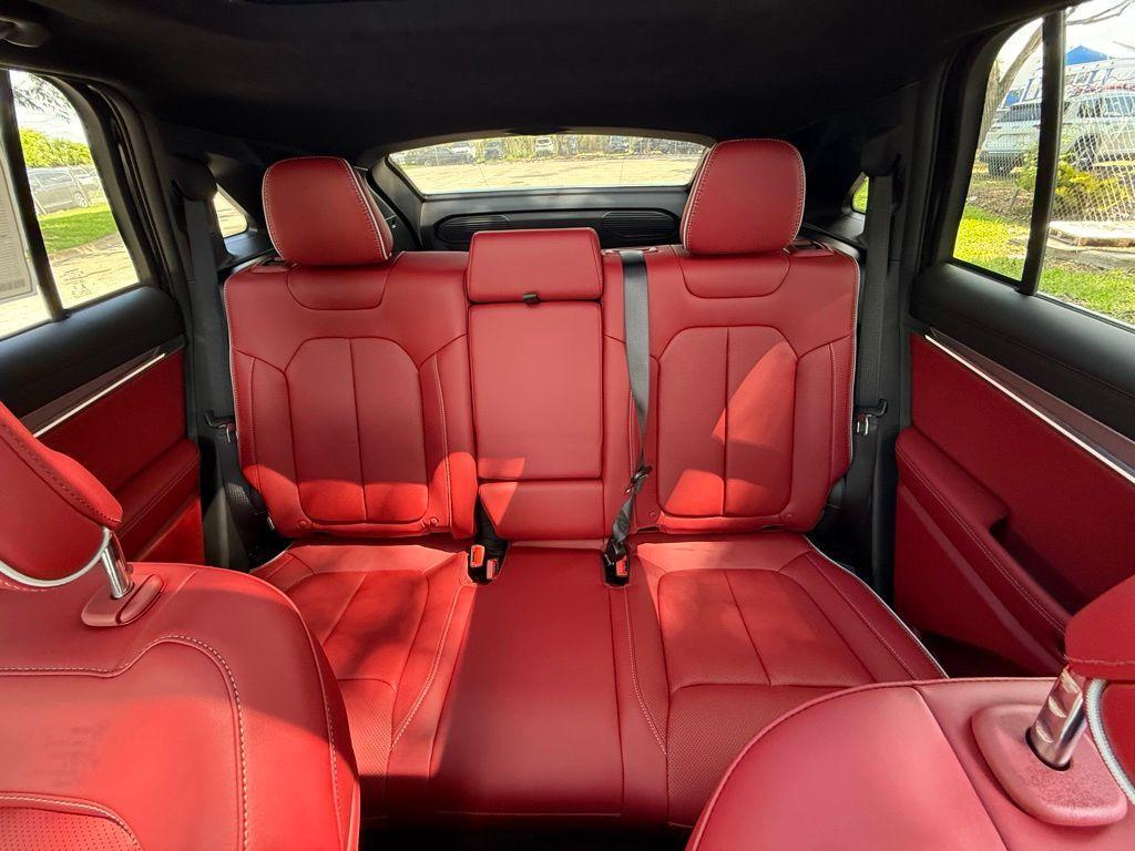 new 2025 Jeep Wagoneer S car, priced at $62,910