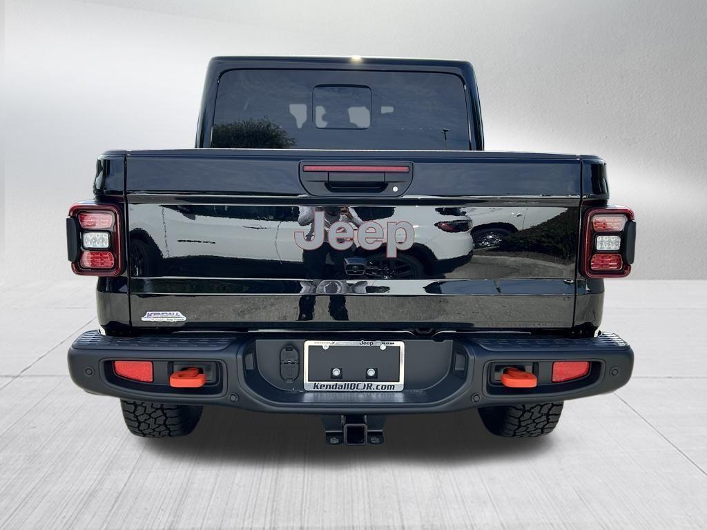 new 2025 Jeep Gladiator car, priced at $59,262