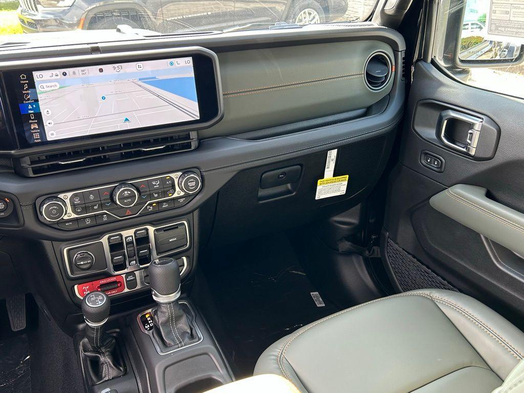 new 2025 Jeep Gladiator car, priced at $59,262