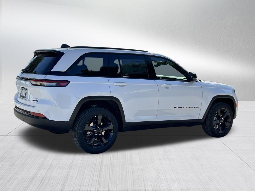 new 2025 Jeep Grand Cherokee car, priced at $39,589