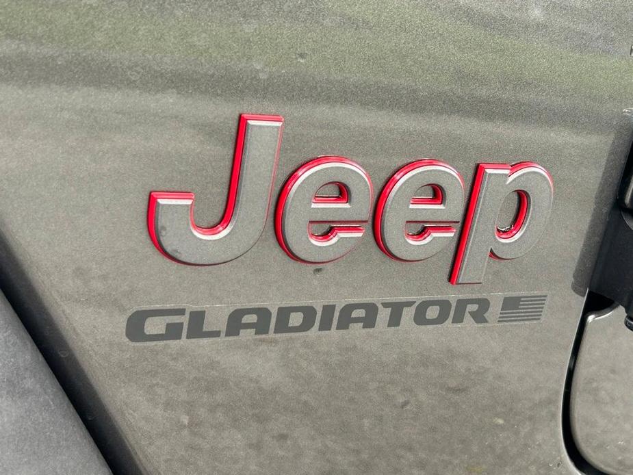 new 2024 Jeep Gladiator car, priced at $62,712