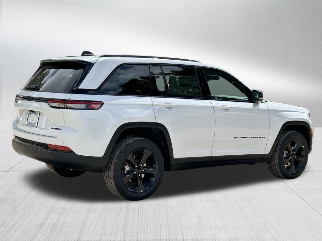 new 2025 Jeep Grand Cherokee car, priced at $42,971