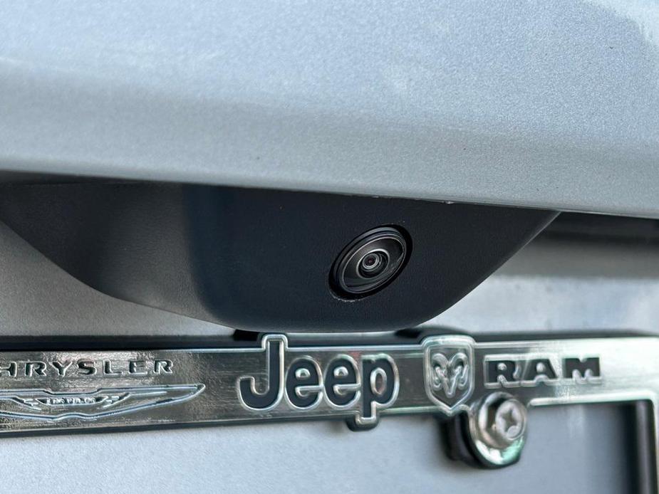 new 2024 Jeep Grand Cherokee car, priced at $41,488