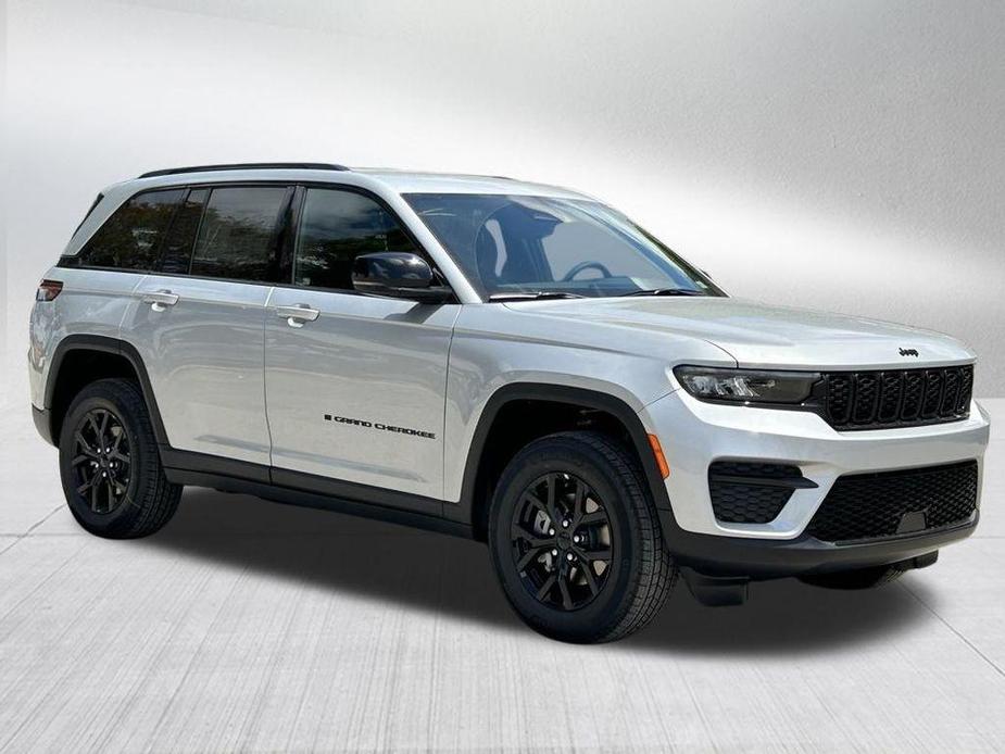 new 2024 Jeep Grand Cherokee car, priced at $37,107