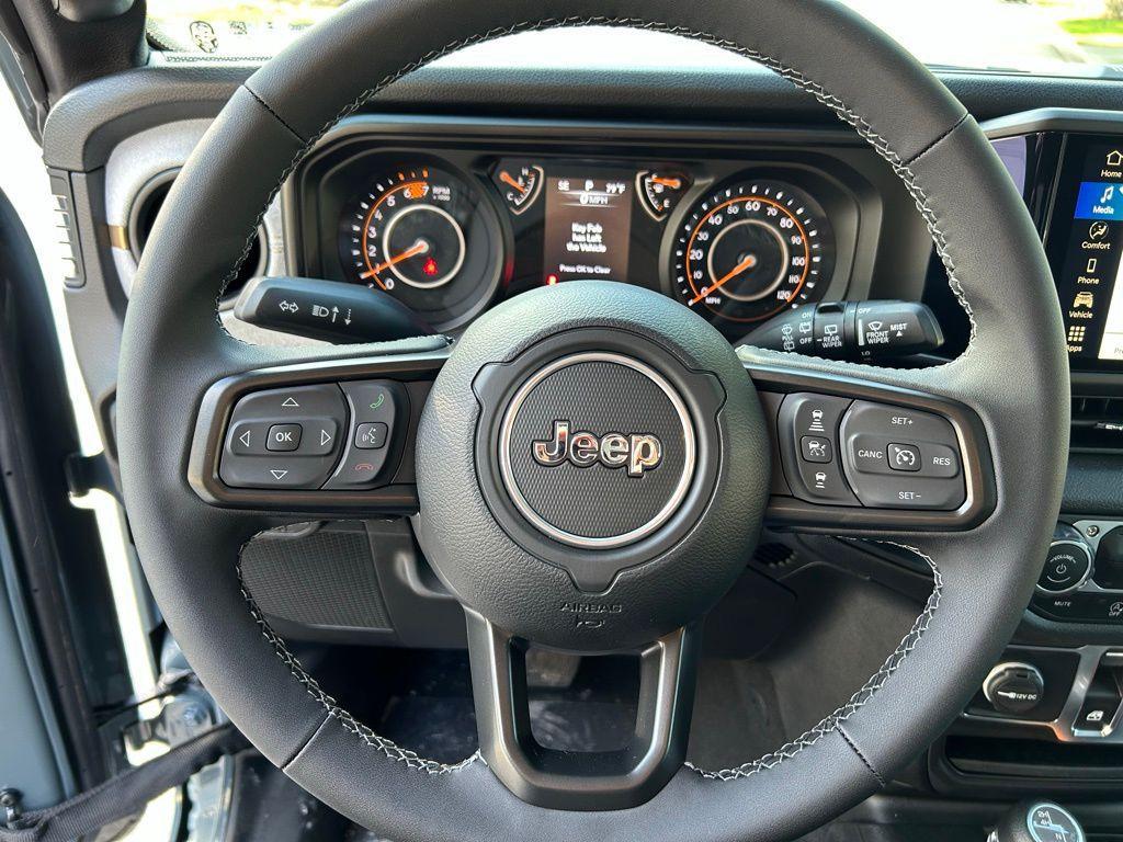 new 2025 Jeep Wrangler car, priced at $38,378