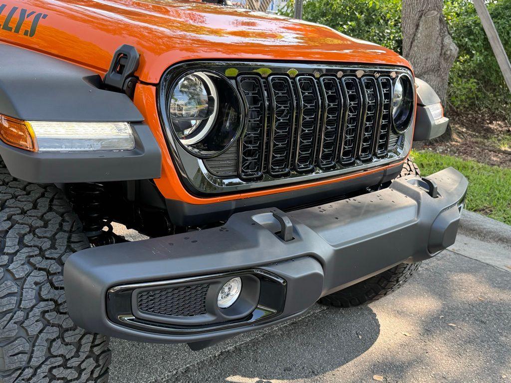 new 2025 Jeep Wrangler car, priced at $50,279