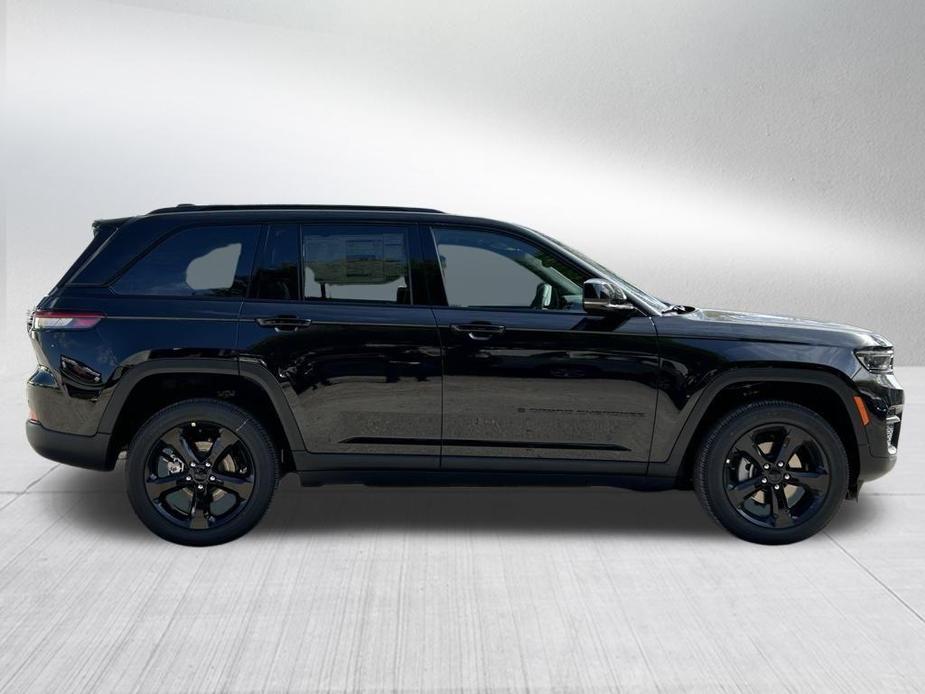 new 2024 Jeep Grand Cherokee car, priced at $38,208