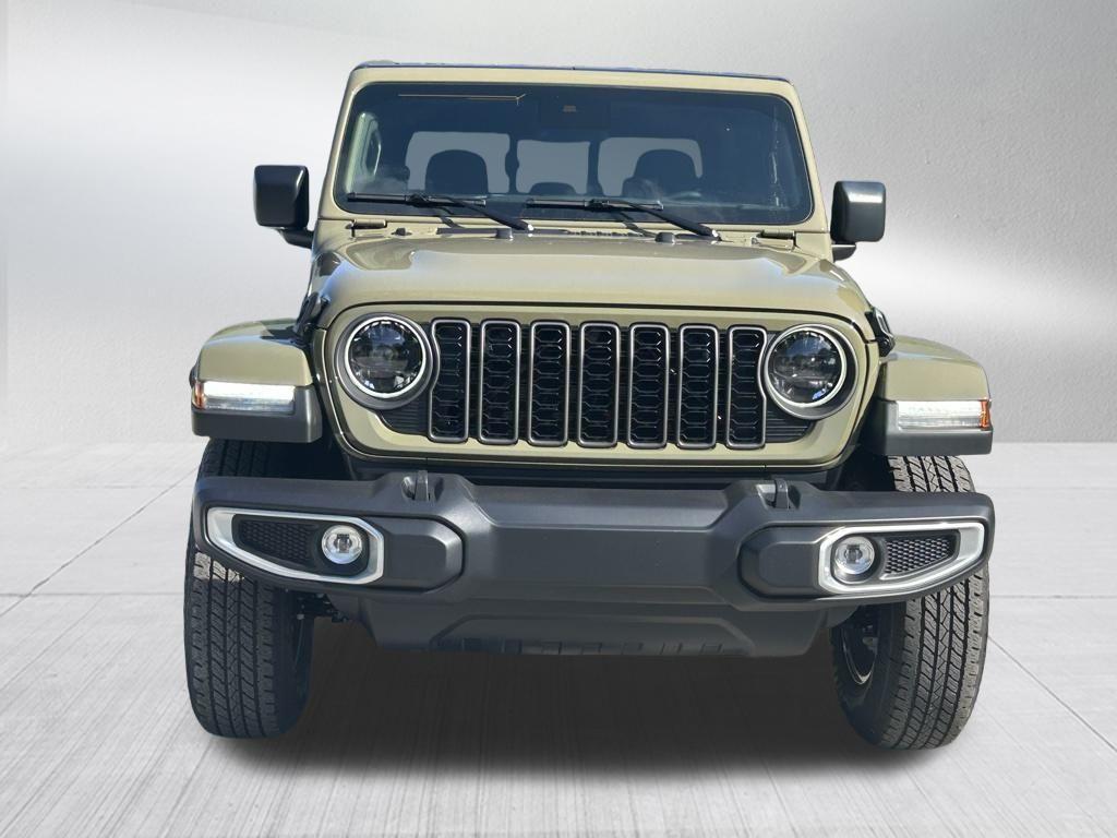 new 2025 Jeep Gladiator car, priced at $45,947