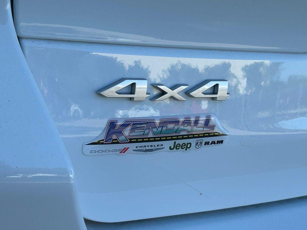 new 2025 Jeep Grand Cherokee L car, priced at $43,430