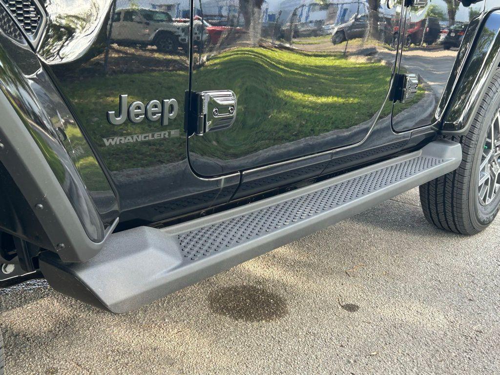 new 2025 Jeep Wrangler car, priced at $48,747