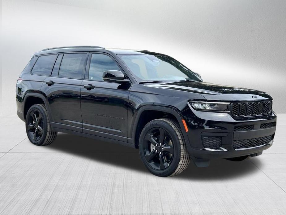 new 2024 Jeep Grand Cherokee L car, priced at $40,031