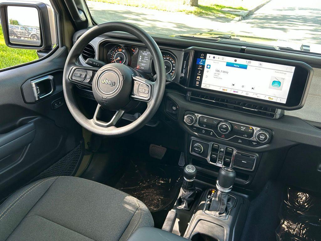 new 2025 Jeep Wrangler car, priced at $37,846