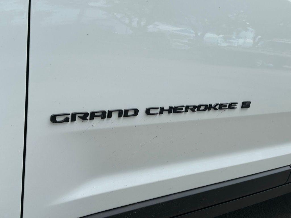 new 2024 Jeep Grand Cherokee L car, priced at $39,458