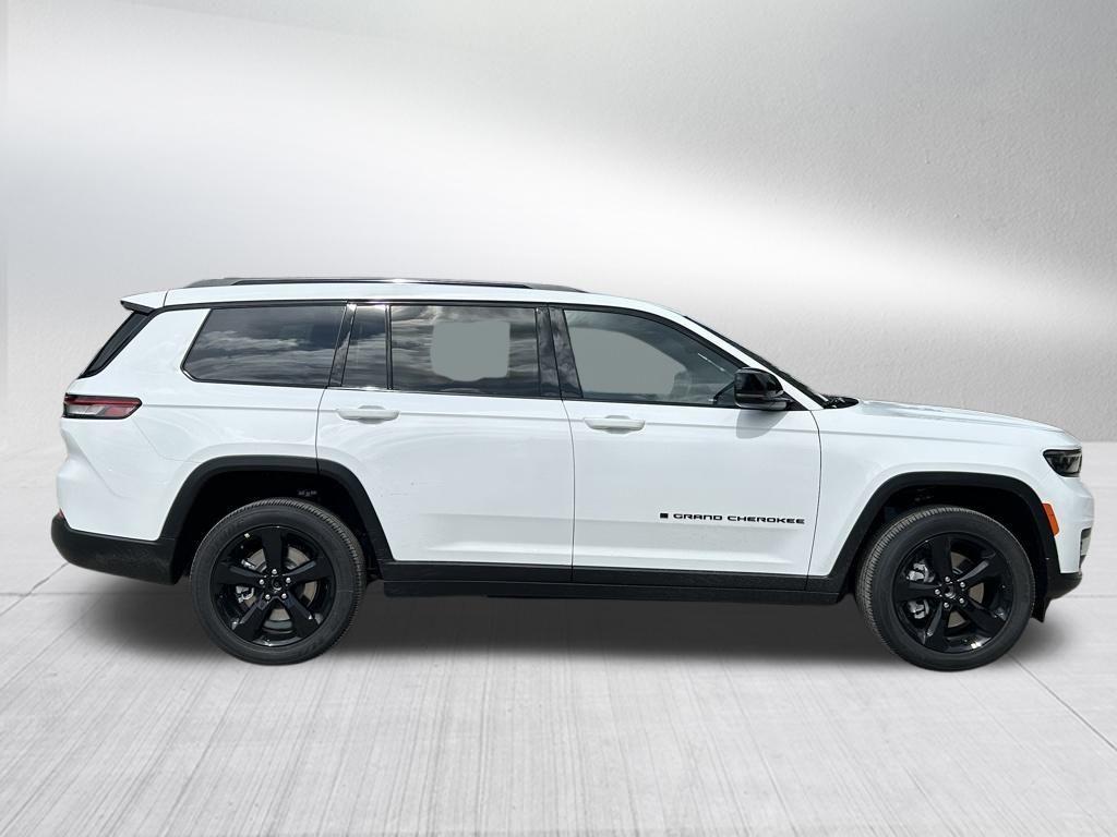 new 2024 Jeep Grand Cherokee L car, priced at $39,458