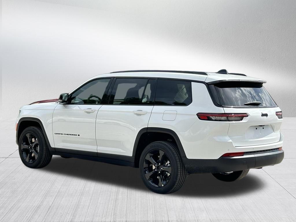 new 2024 Jeep Grand Cherokee L car, priced at $39,458