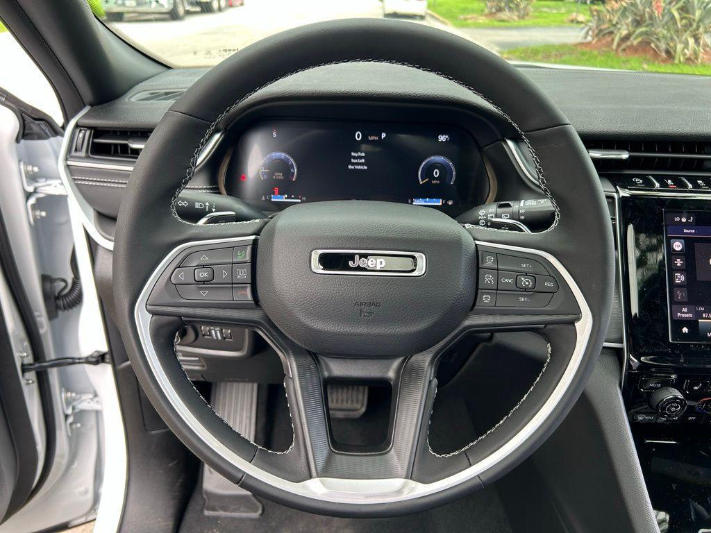 new 2024 Jeep Grand Cherokee L car, priced at $39,458