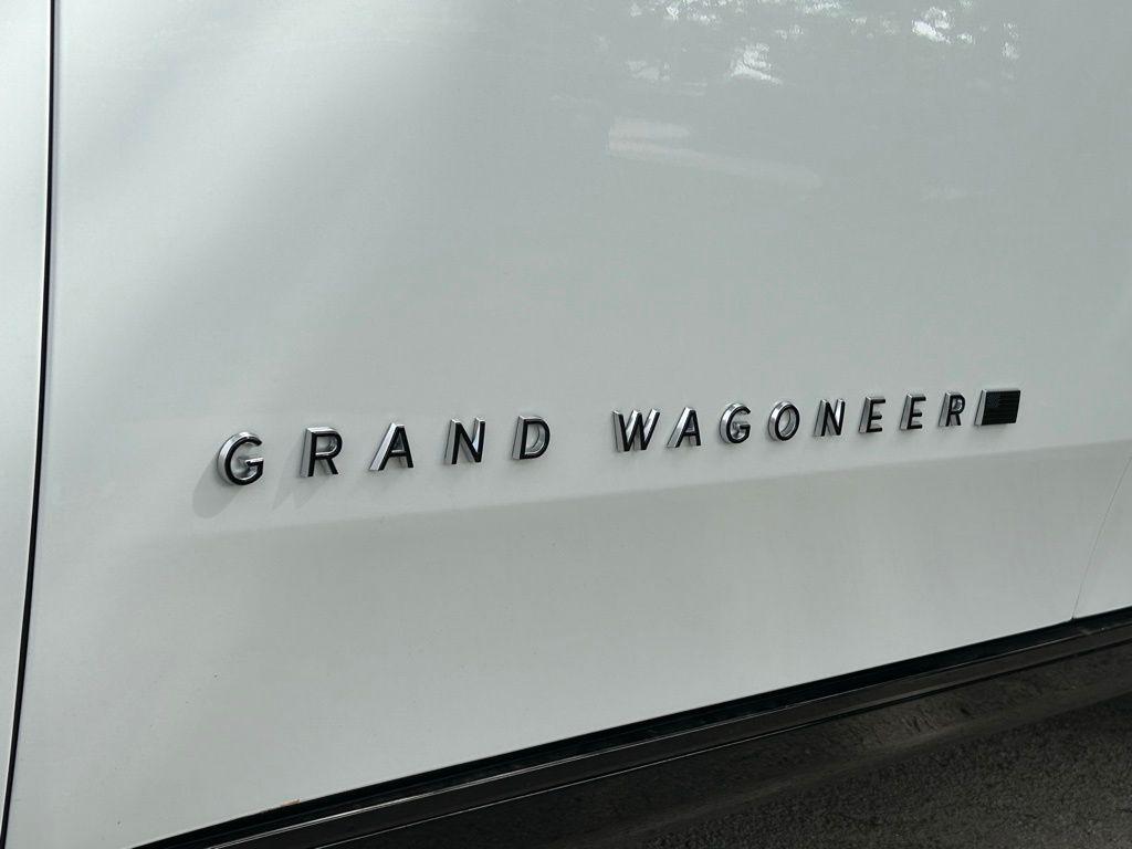 new 2024 Jeep Grand Wagoneer L car, priced at $95,689